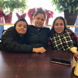 Meet your Posher, Janett